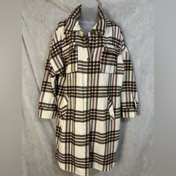 Winners knee length Shacket, Size Large, 3 for $25 - Picture 1 of 9